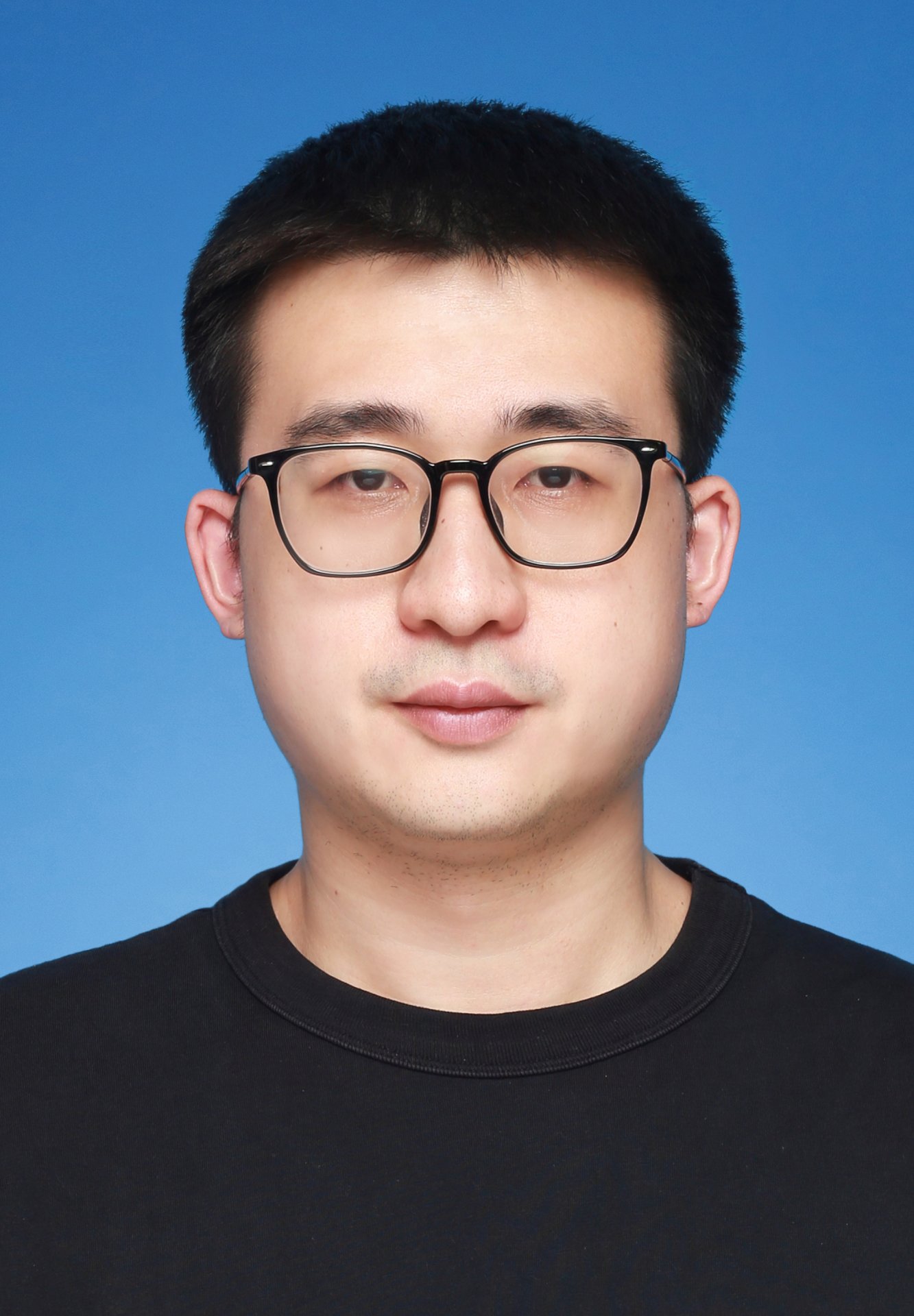 姓名：李乃哲